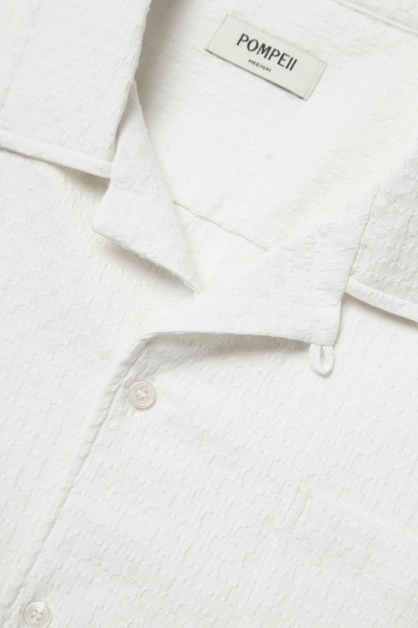 TEXTURED WHITE SHIRT